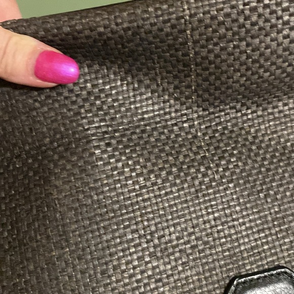 Vintage Henri Bendel black woven gold  hardware tassels expandable tote bag - Picture 16 of 16